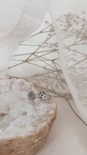 Om earrings Sterling Silver