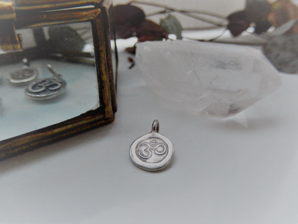 Dainty Om Pendant