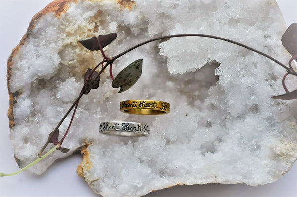 Om Shanti Ring Silver/Brass